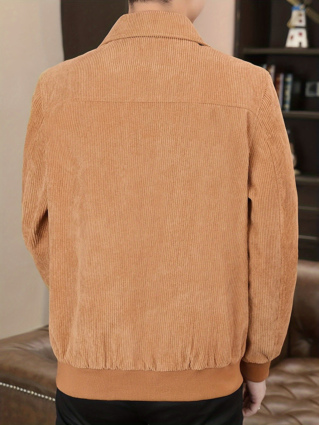 Men's Corduroy Jacket with Classic Collar and Zipper Closure