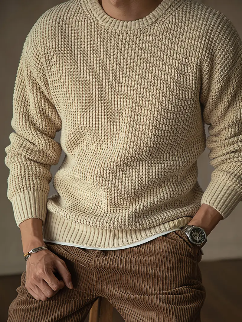 Men's Stylish Crewneck Sweater with Modern Fit